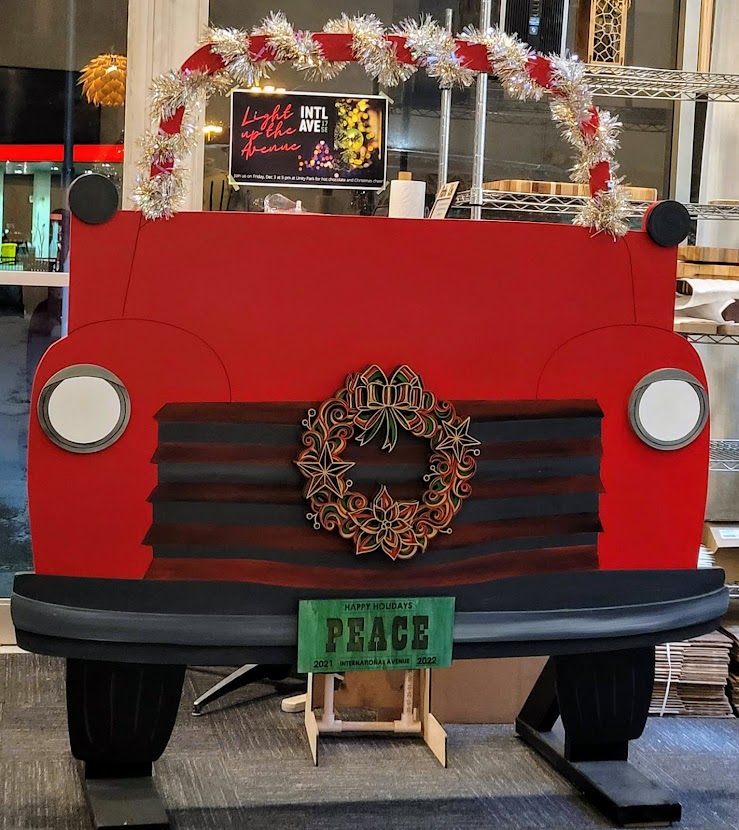 A Christmas decoration of a truck.